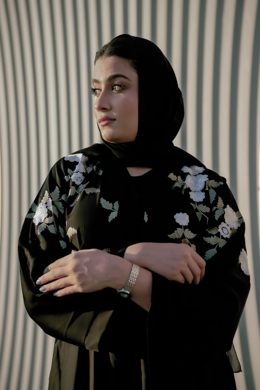 Awra Black Embroidered Abaya Size 50