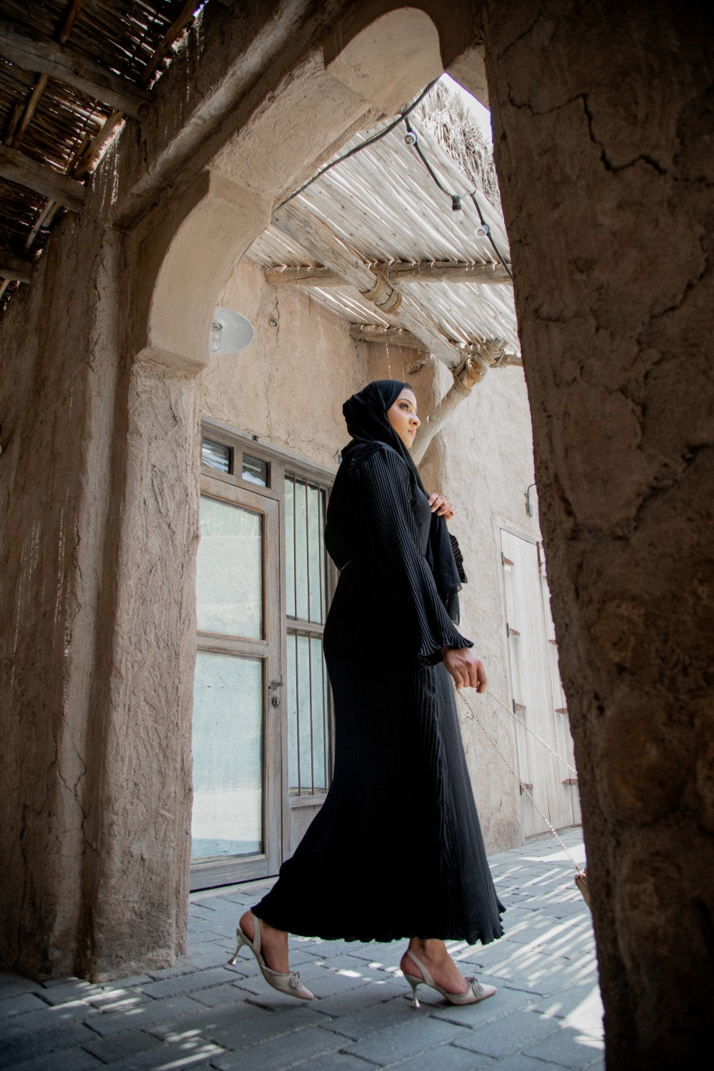 Black Crinkle Open Abaya Size 58