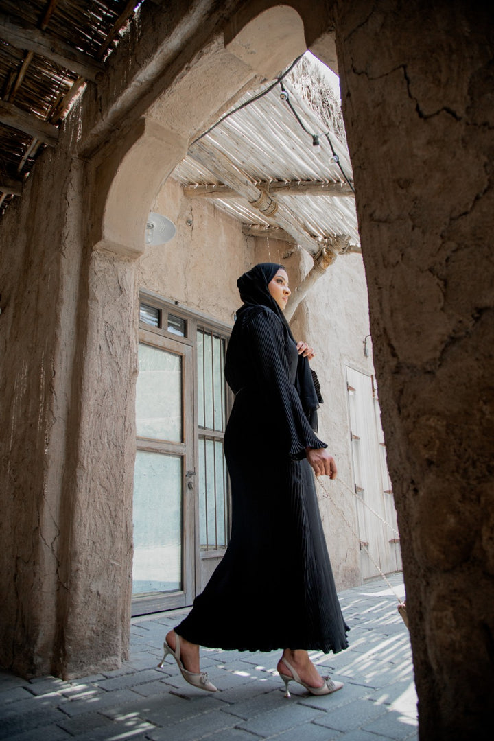 Black Crinkle Open Abaya Size 58