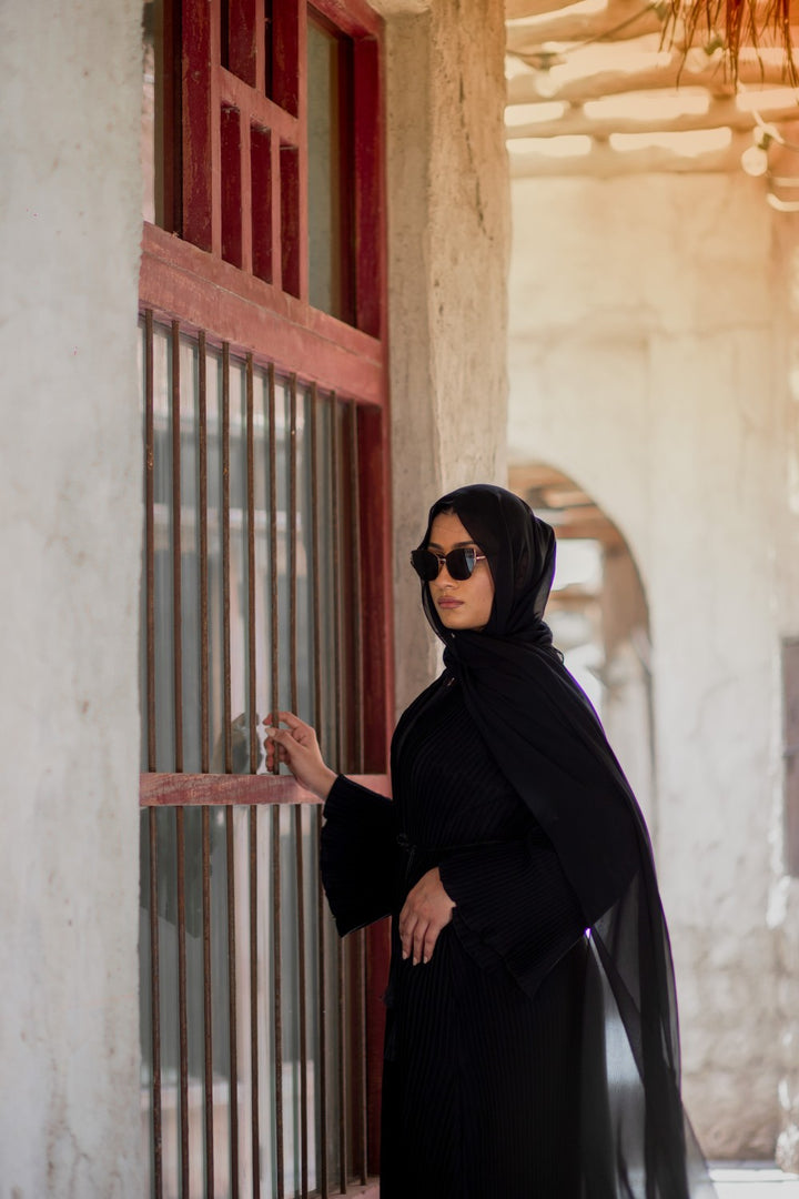 Black Crinkle Open Abaya Size 52