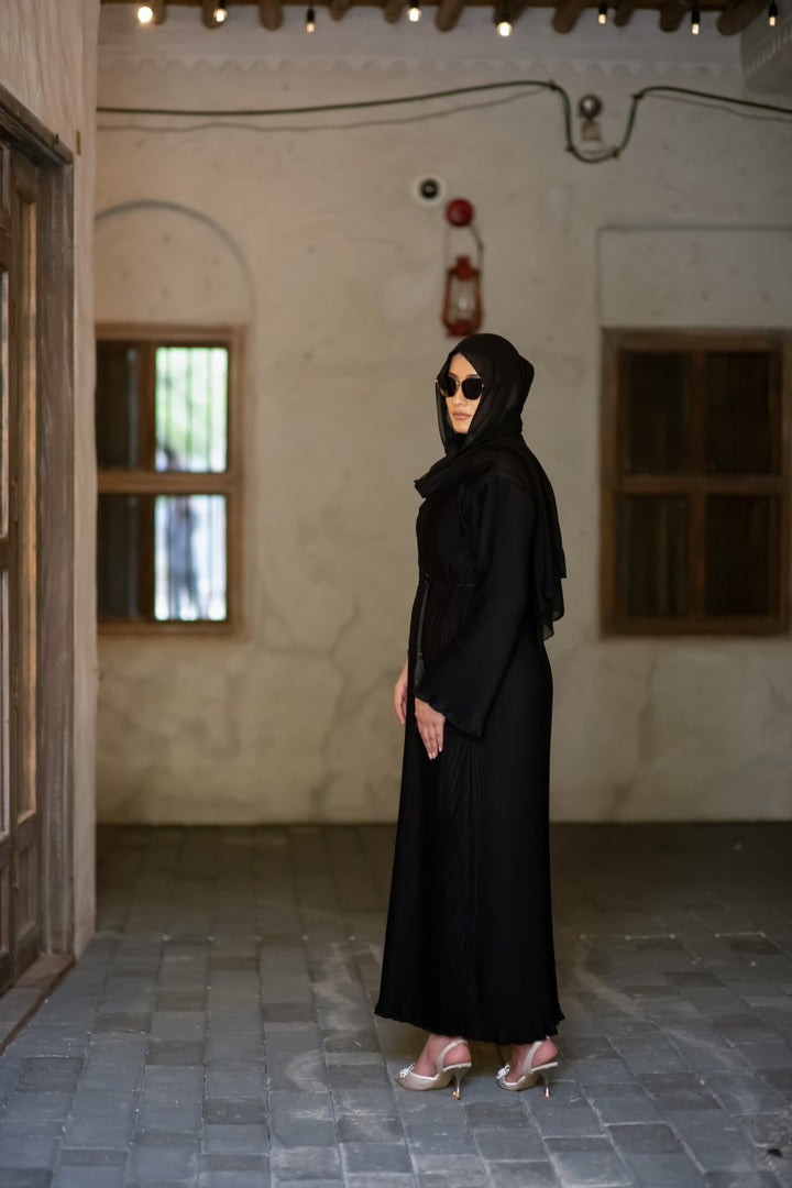 Black Crinkle Open Abaya