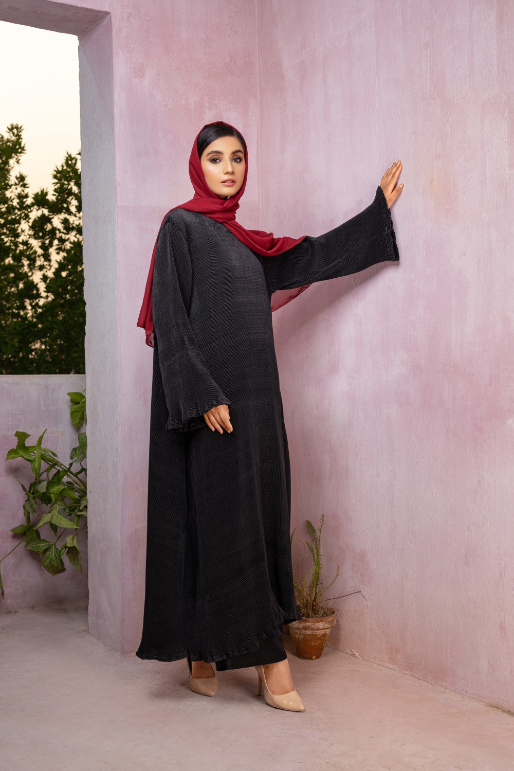 Black Crinkle Abaya Size XL