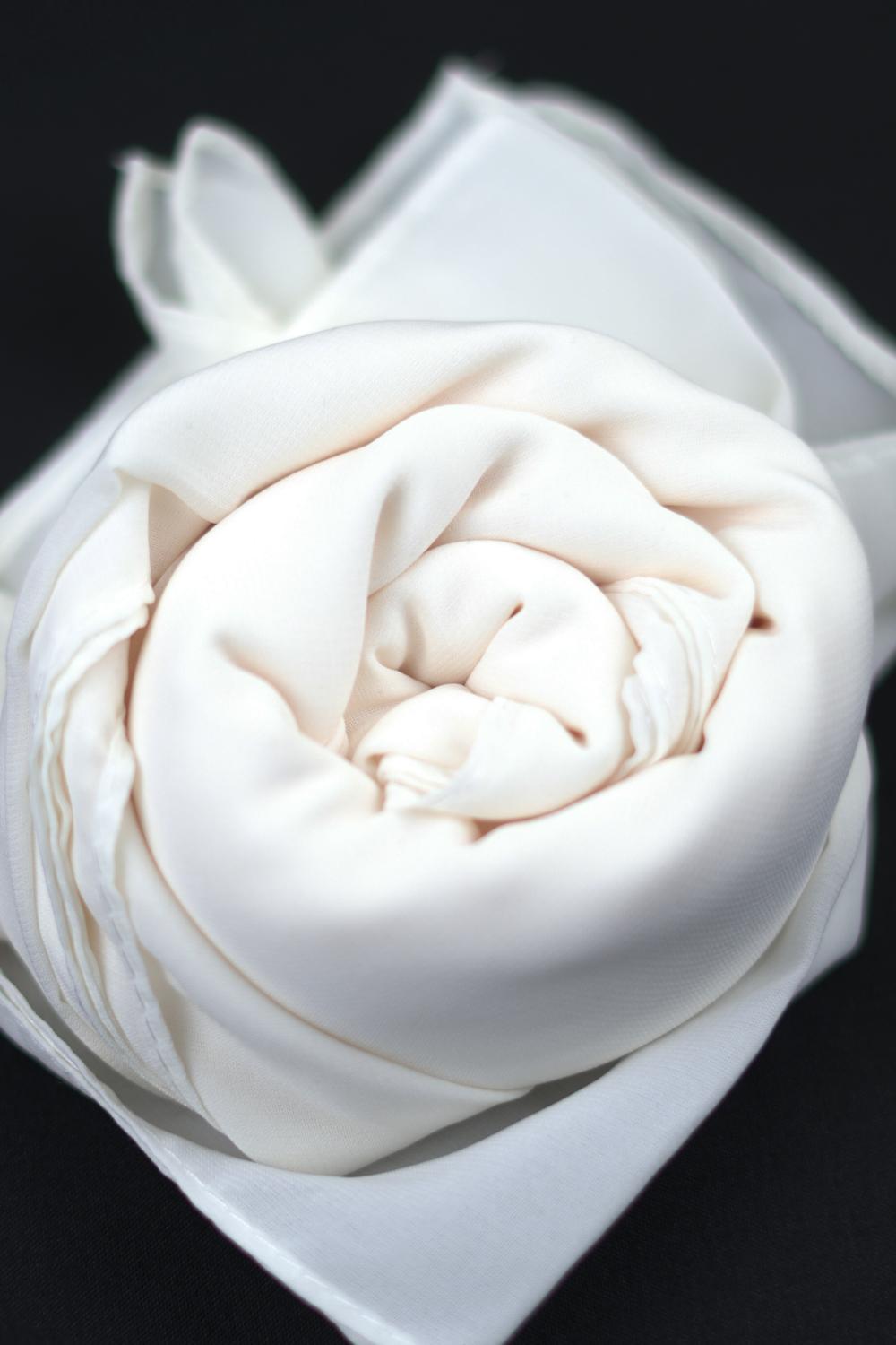 Dujalil Chiffon Hijab Color Hot Pink