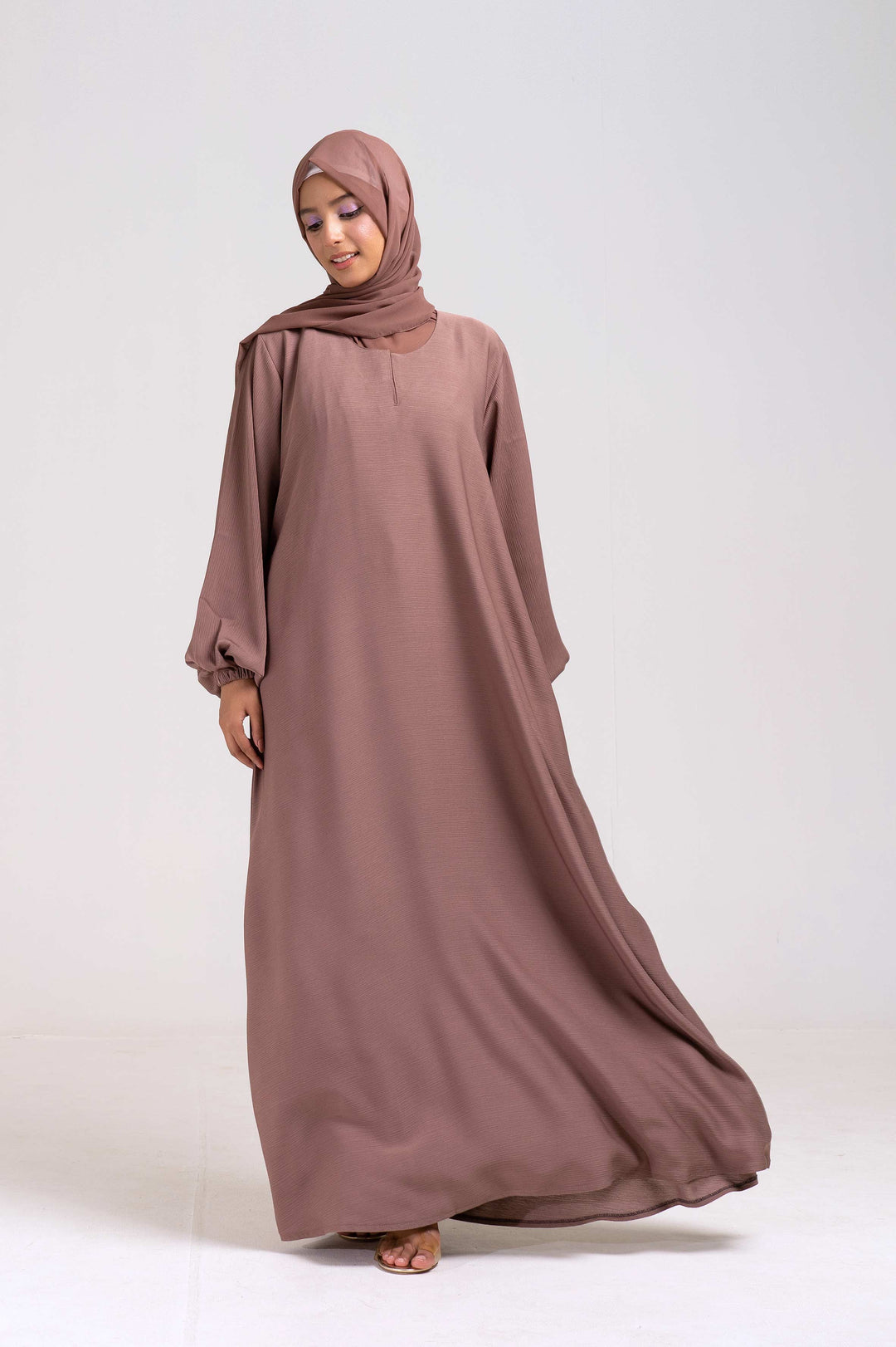 Caramel Sands Closed Abaya Size 50