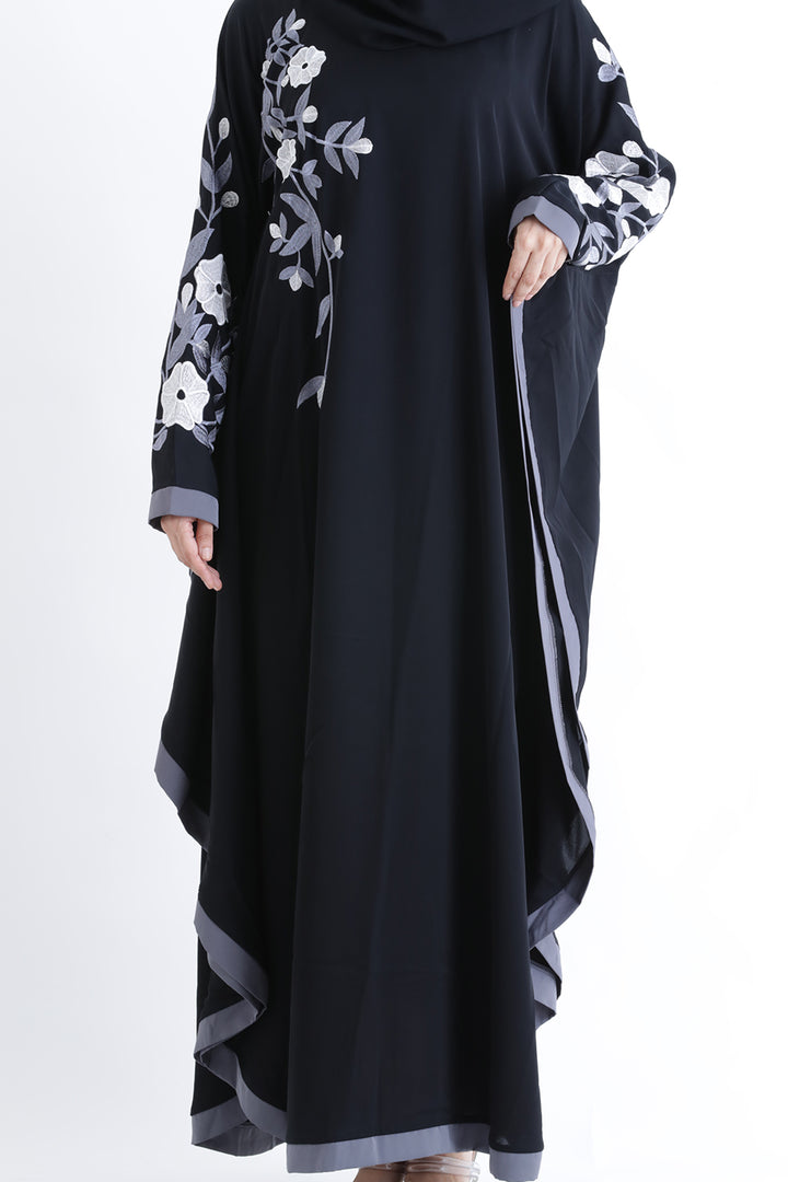 Embroidered Farasha Kaftan Abaya