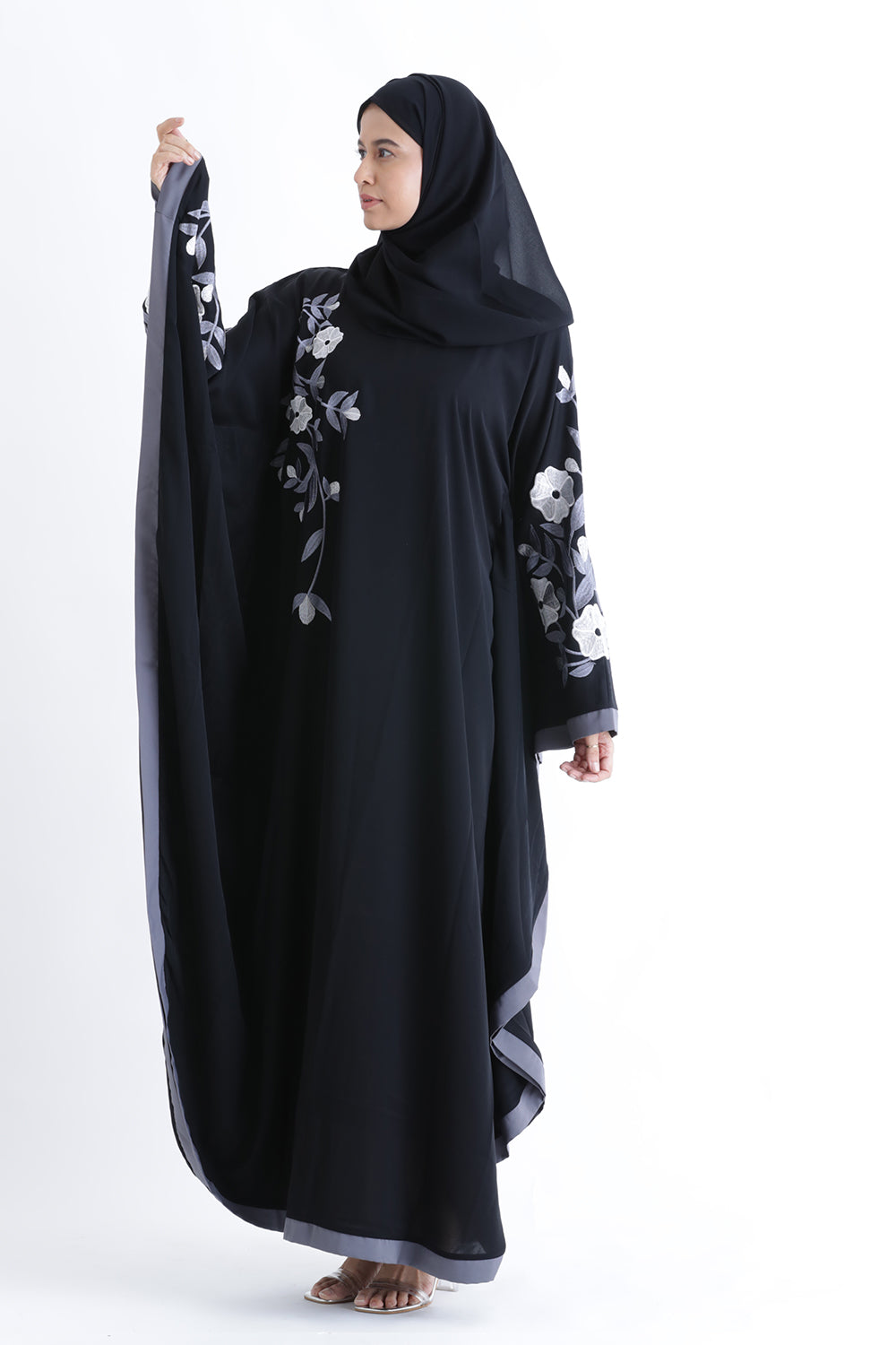 Embroidered Farasha Kaftan Abaya