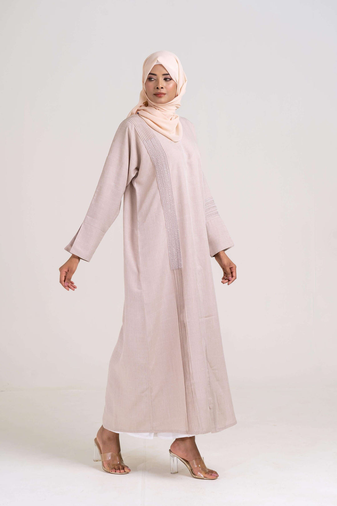 Cherie Cream Abstract Buttoned Abaya Size 52