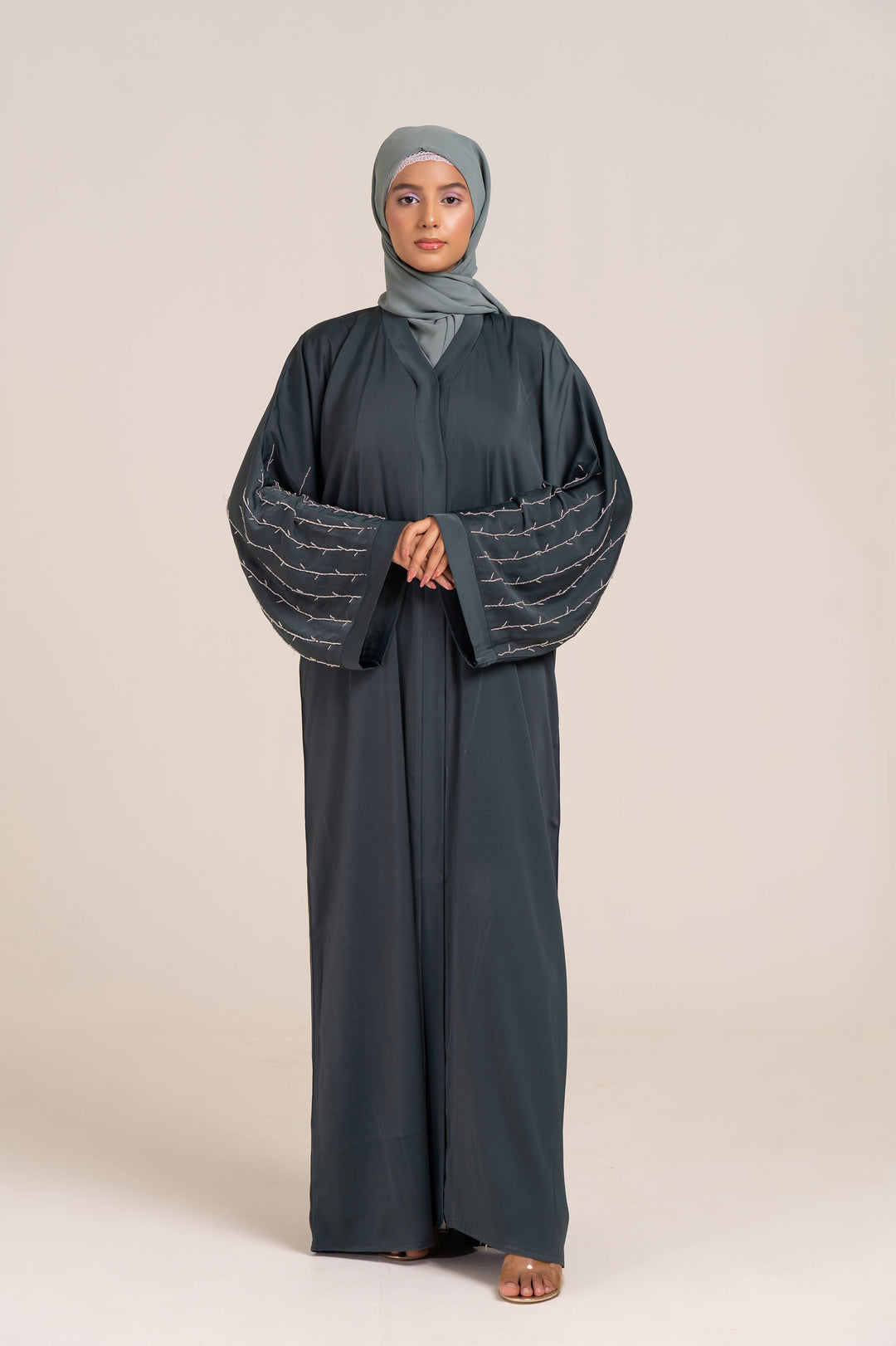 Beaded Forest Buttoned Abaya Size 50