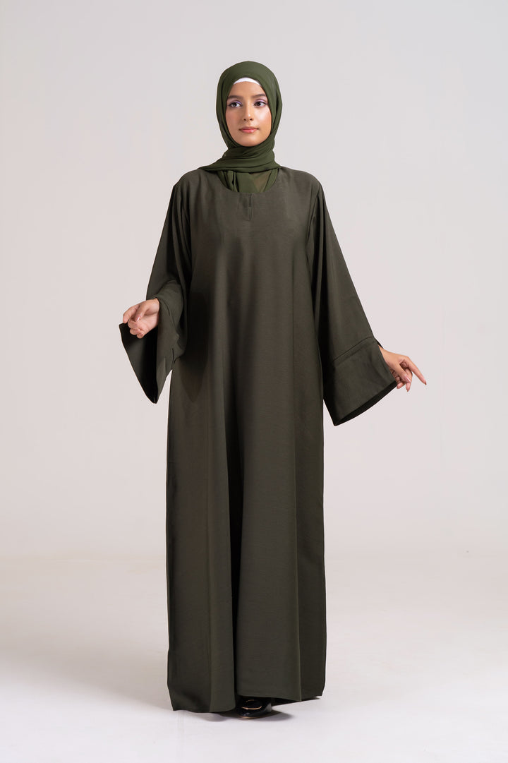 Willow Charm Closed Abaya Size 60