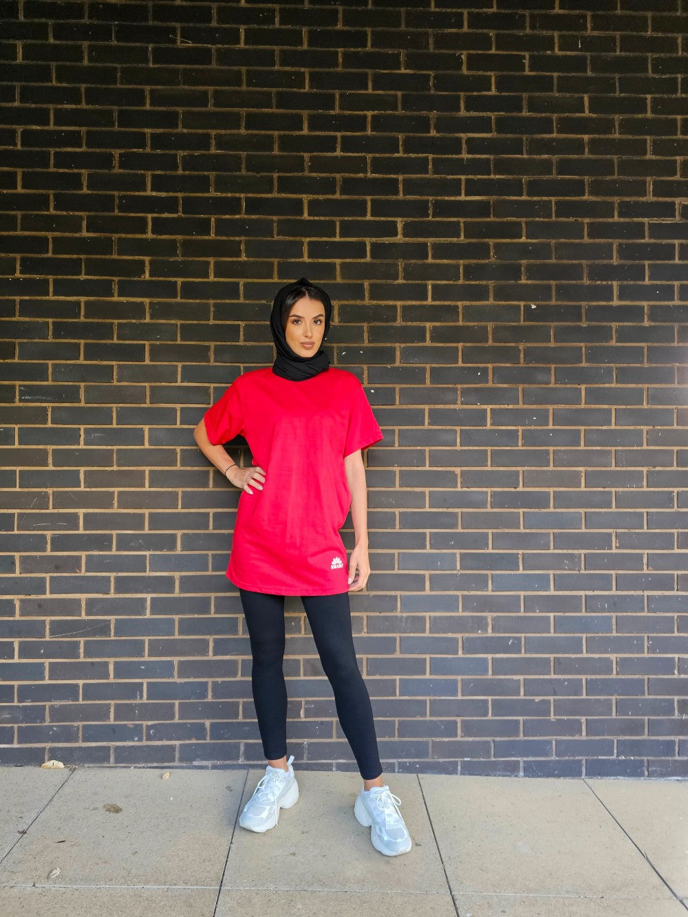 Ladies Red Casual Long T-Shirt Size L
