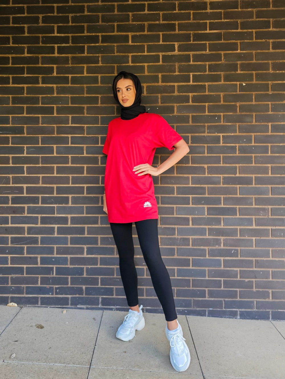 Ladies Red Casual Long T-Shirt Size M