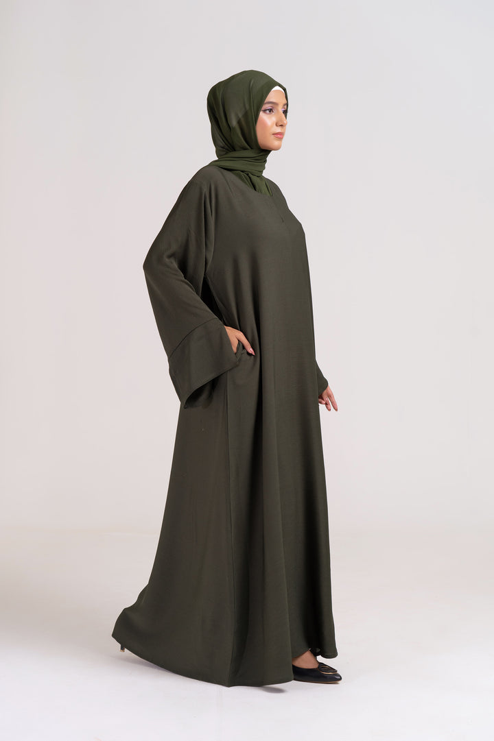Willow Charm Closed Abaya Size 52