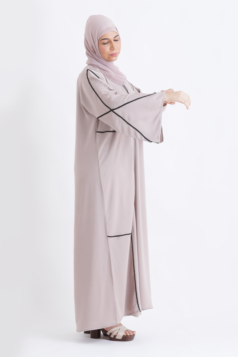 Zircon Deluxe Closed Abaya Size 56