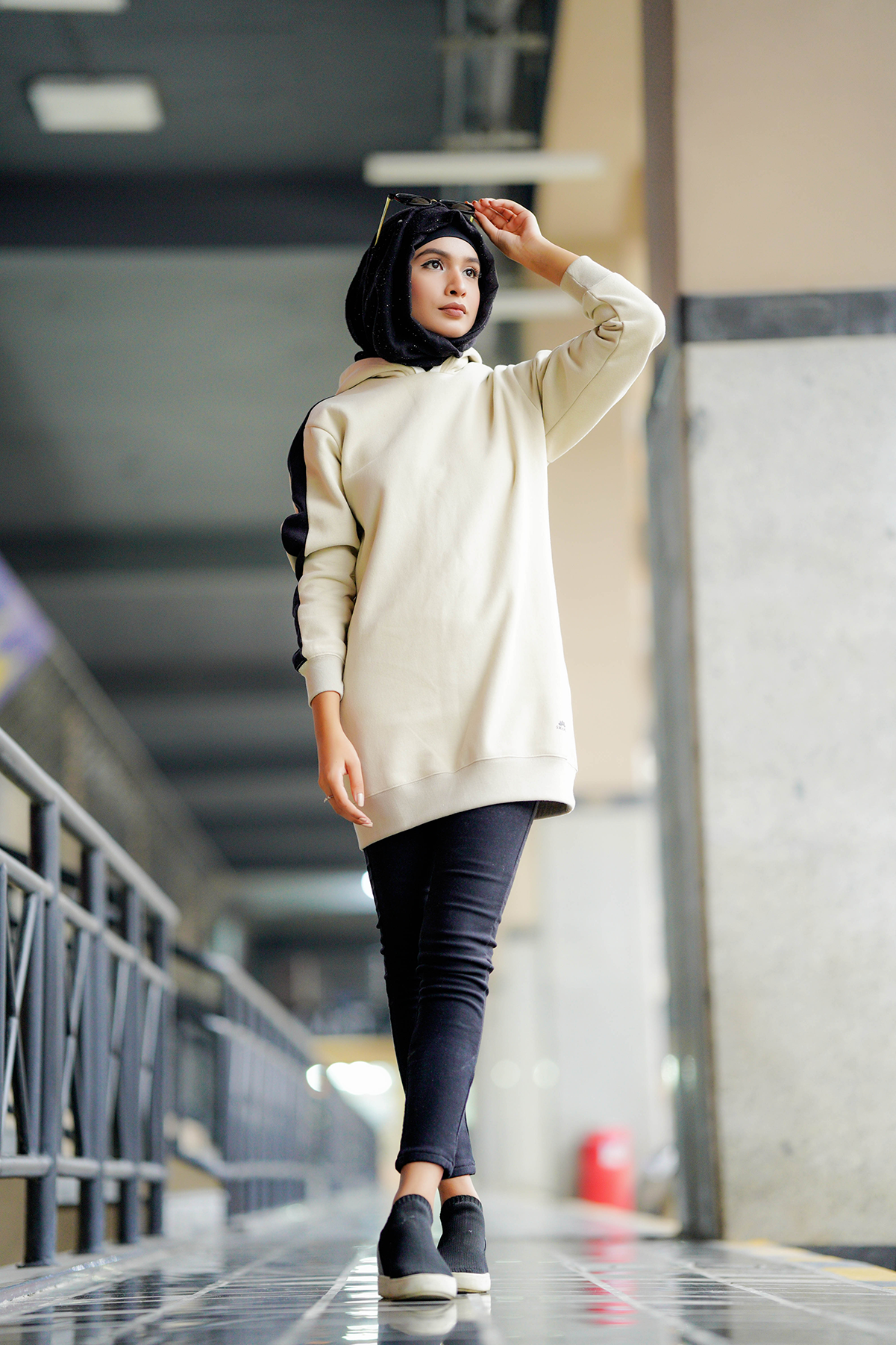 Cream Modest Hoodie