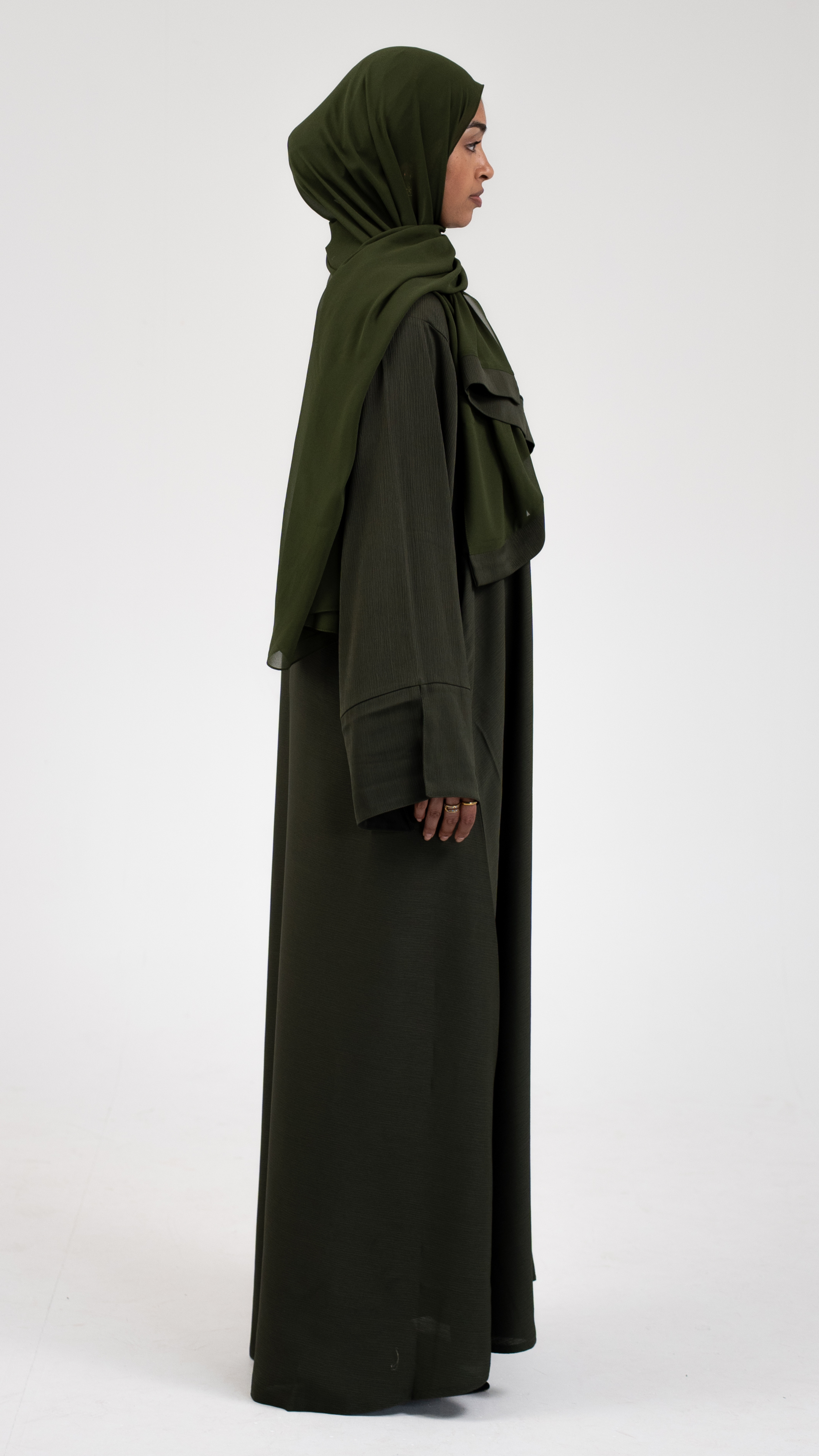 Willow Charm Closed Abaya