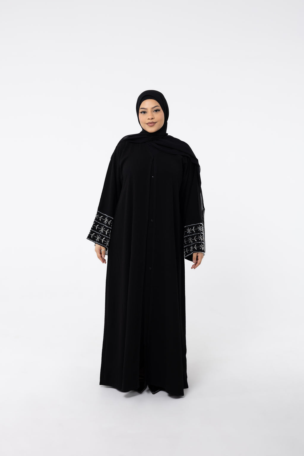 Foncé Black Buttoned Abaya