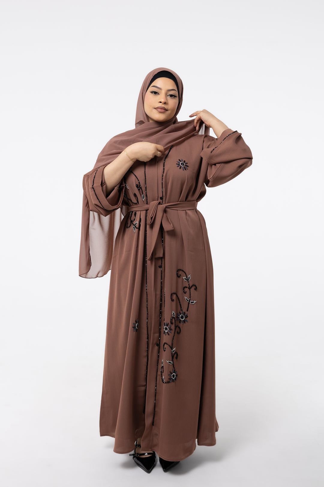 Cyra Deluxe closed Abaya