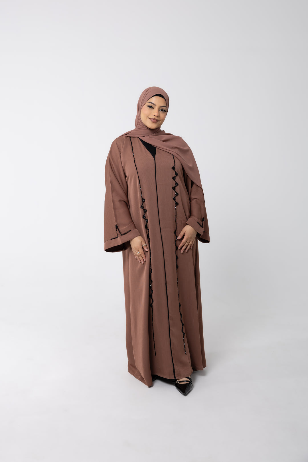 Cyra Deluxe closed Abaya