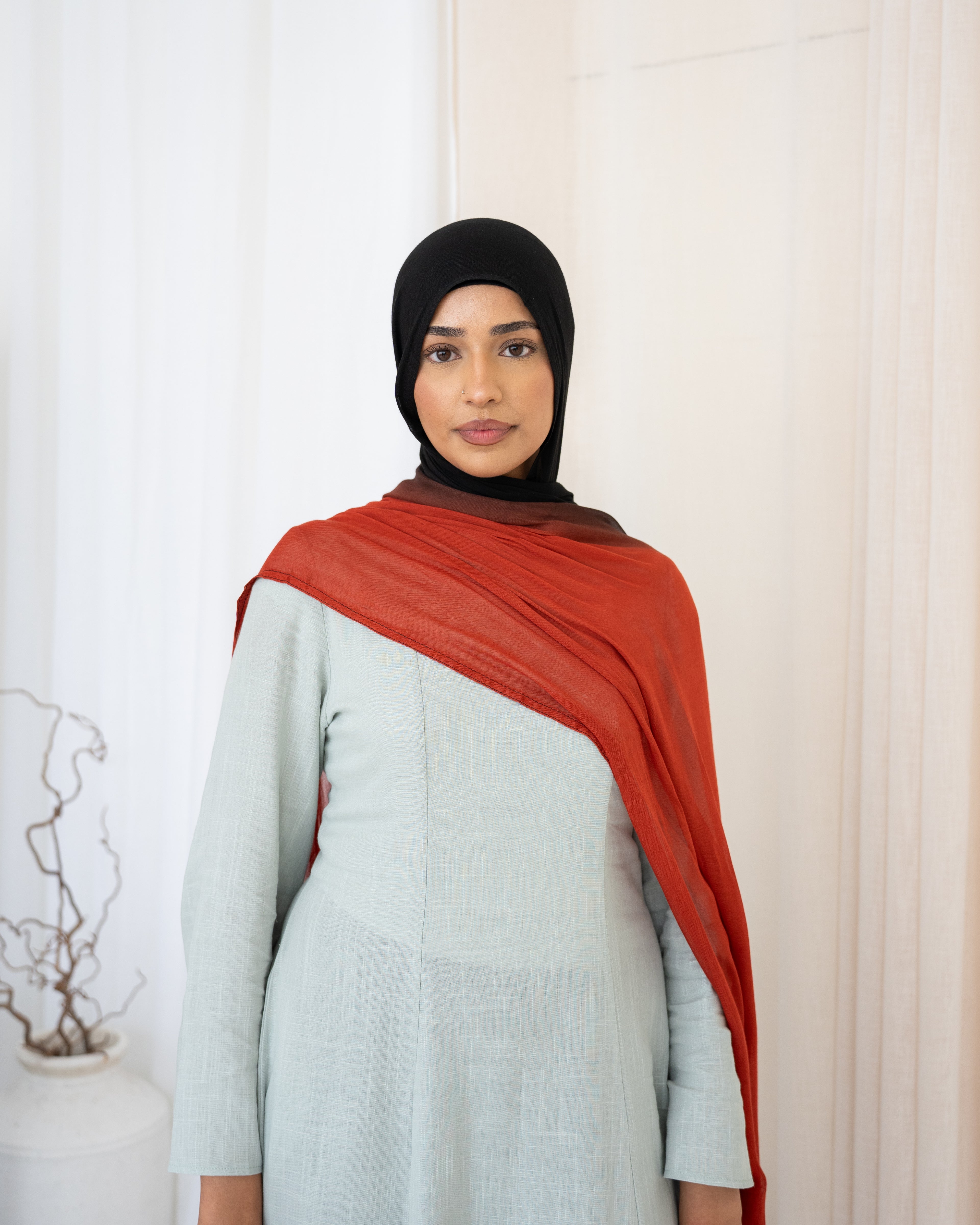 Ombre Modal Hijab Burnt Orange Black