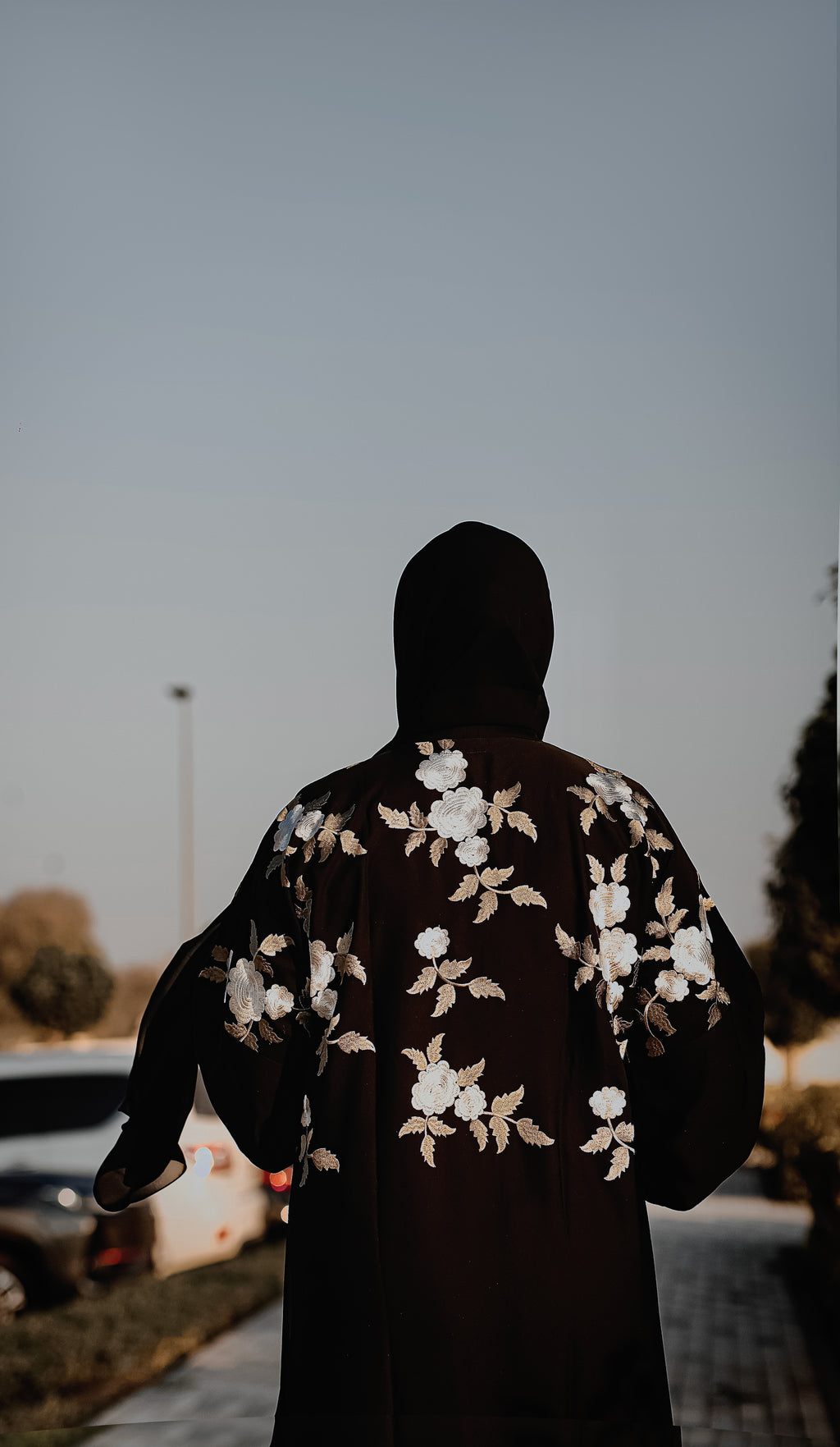 Awra Black Embroidered Abaya Size 58