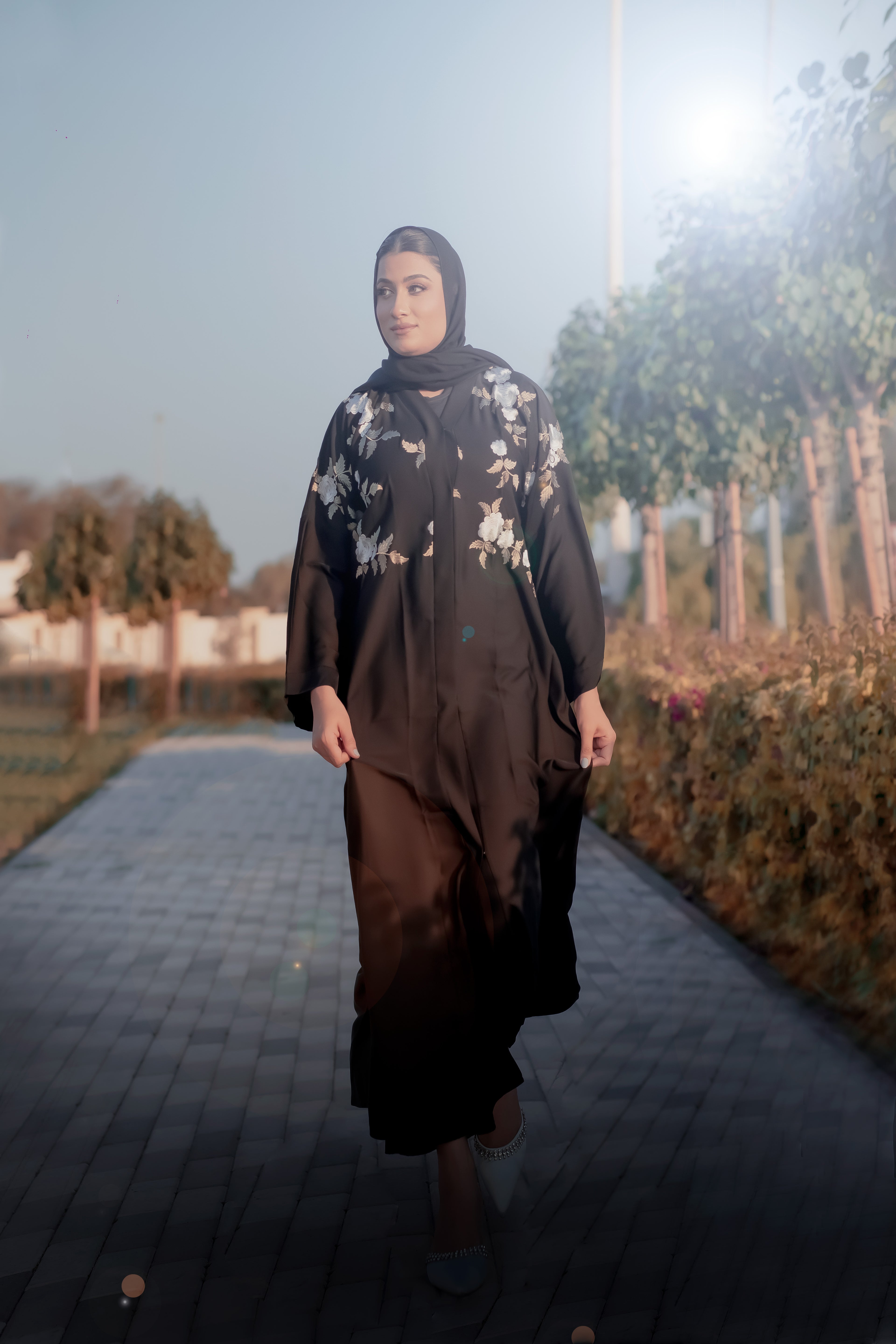 Awra Black Embroidered Abaya Size 56