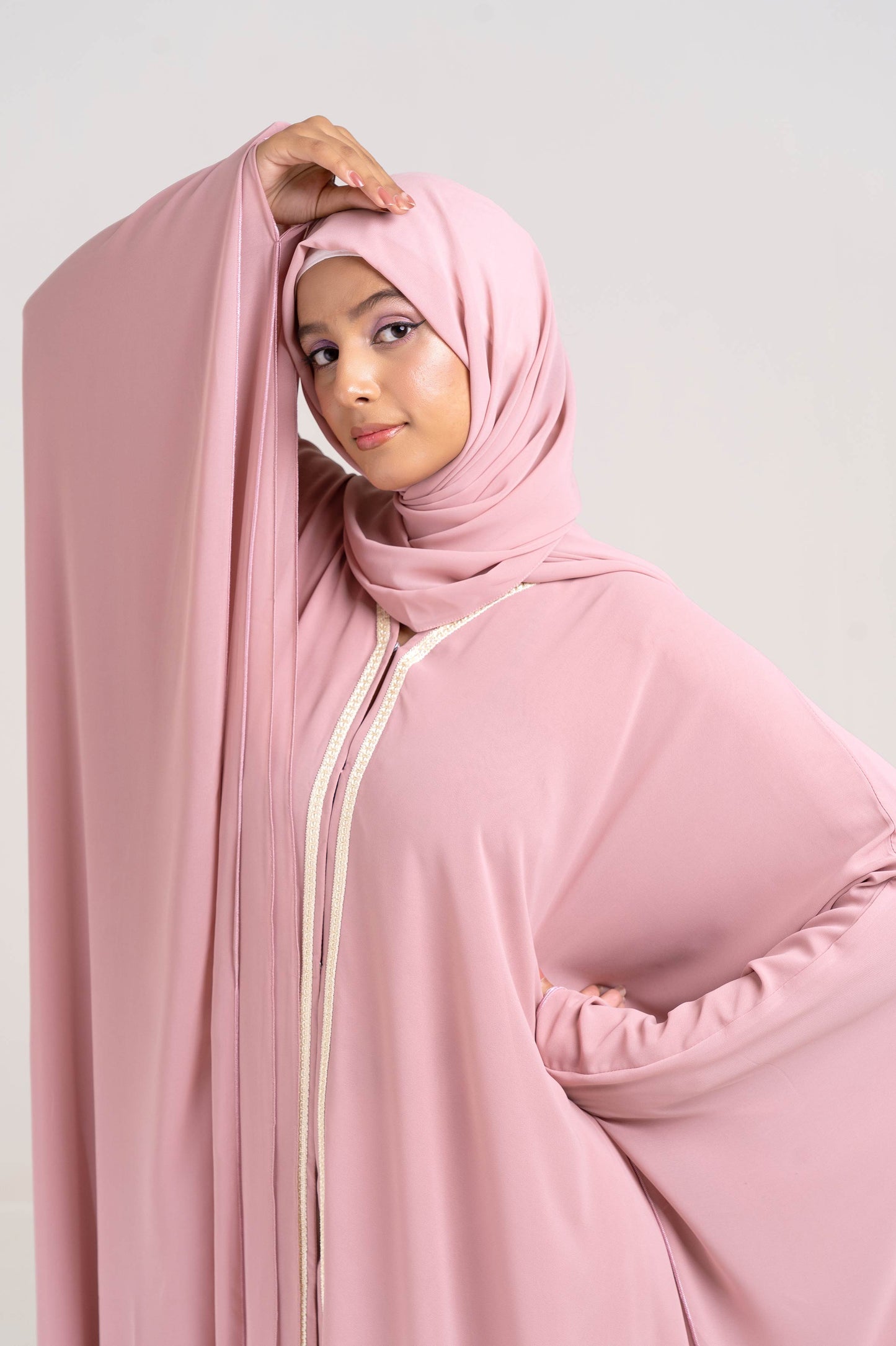 Rosy Wings Abaya