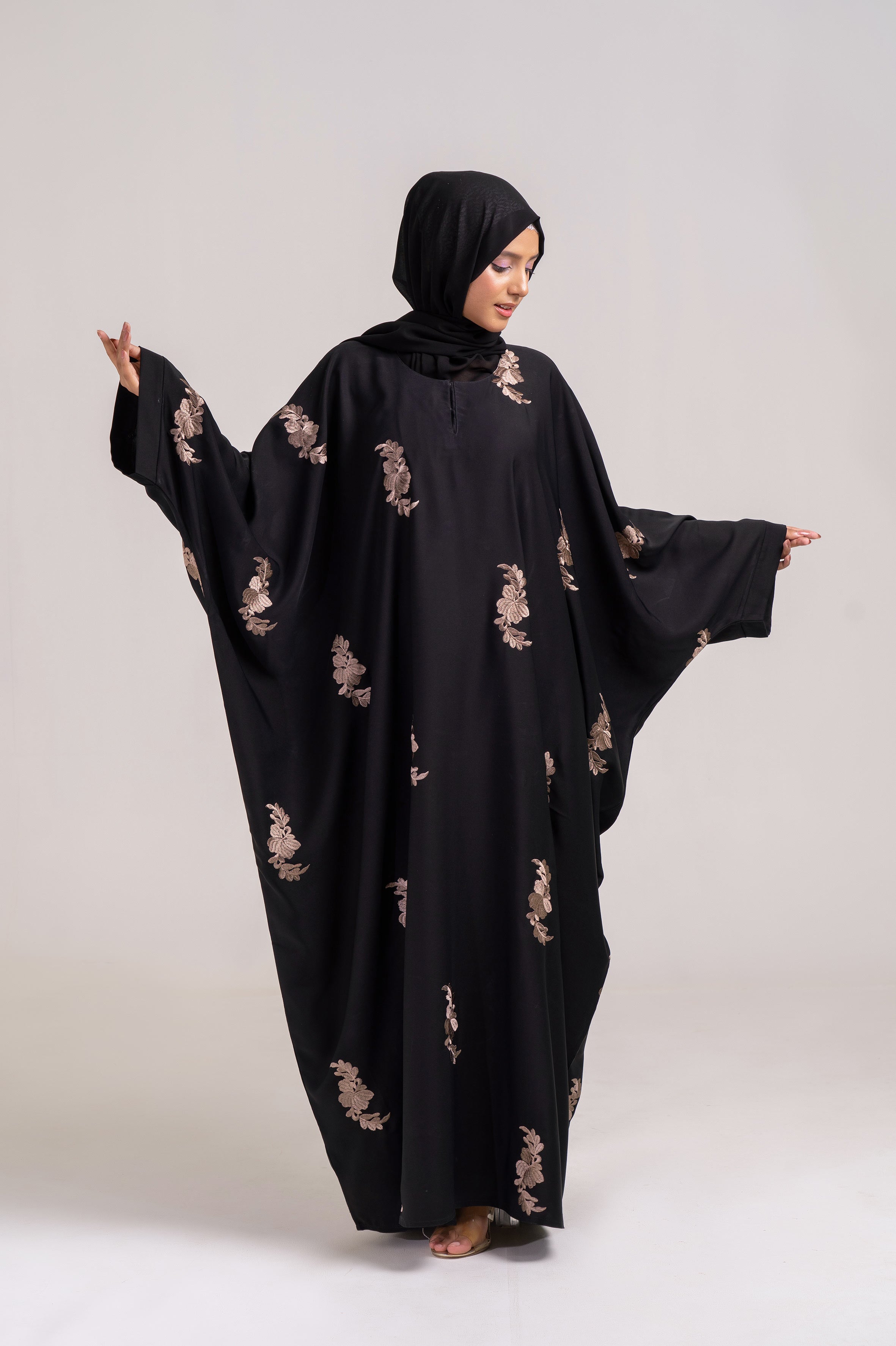 Golden Eclipse Batwing Abaya Size 56