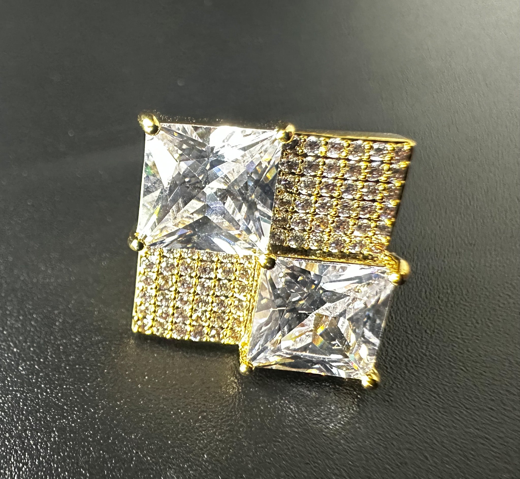 Gold and Diamond Brooch Title Default Title