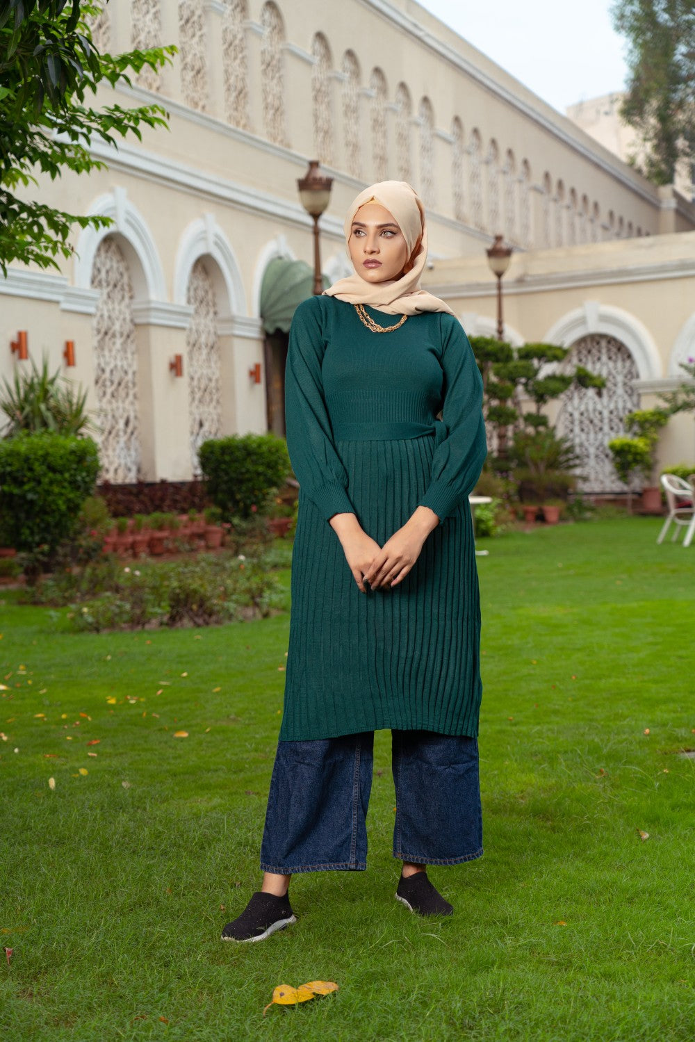 Jumper Dress Elegant. Stylish Modest Wear in Green & Cream M / Cream Jumper Dress Elegant. Stylish Modest Wear in Green & Cream M / Cream
