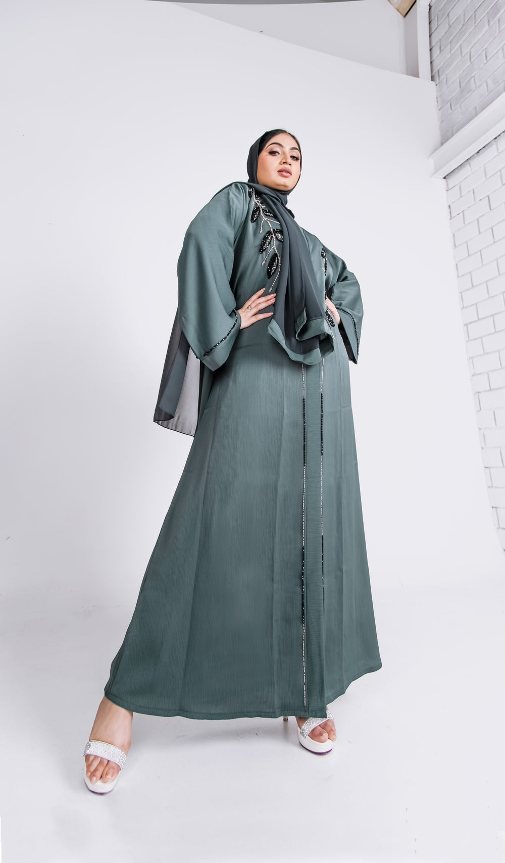 serene abaya,open abaya,green abaya,lush forest abaya,smamz open abaya,modest open abaya
