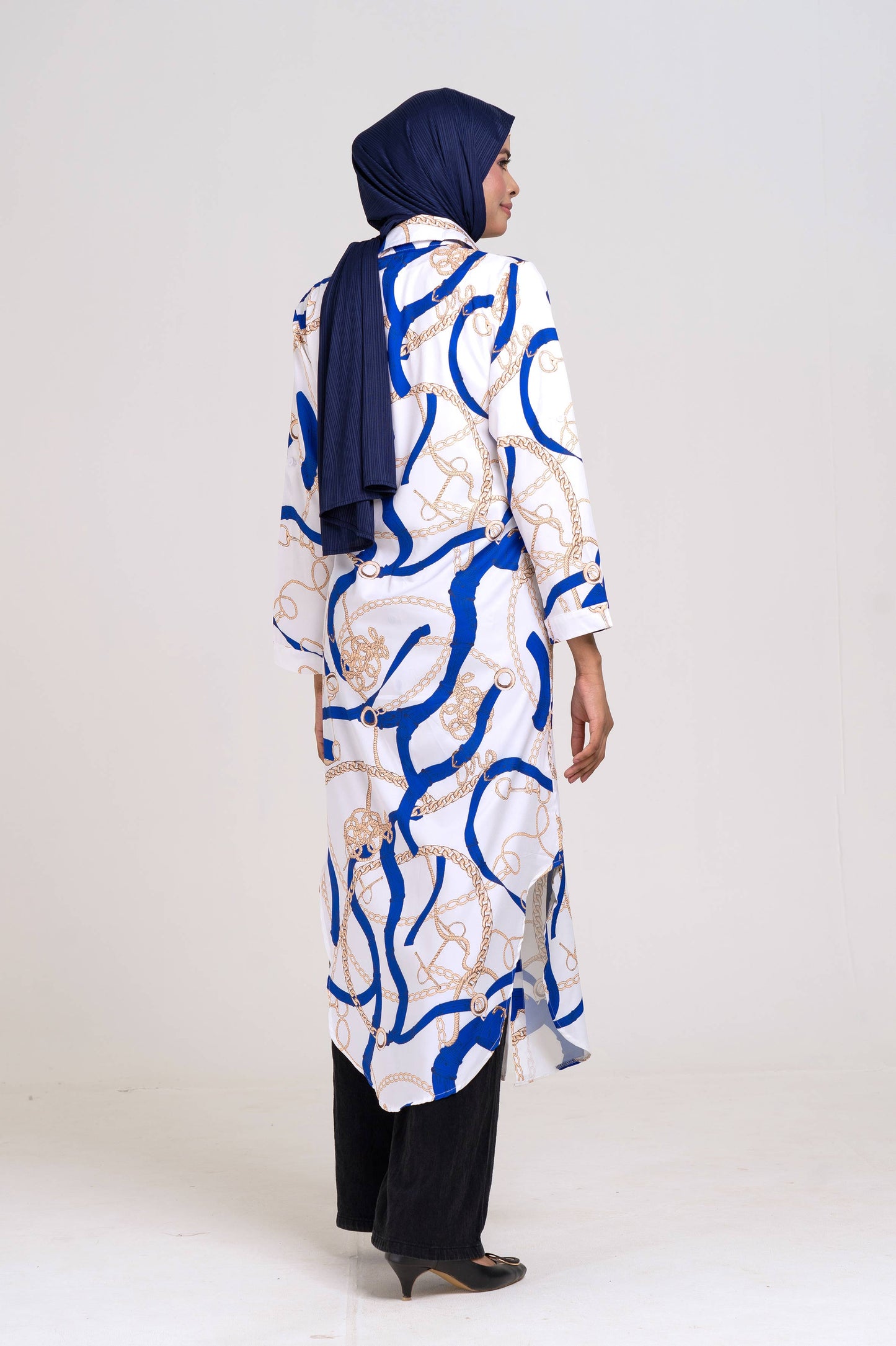 Signature Long Shirt Dress (White and blue)