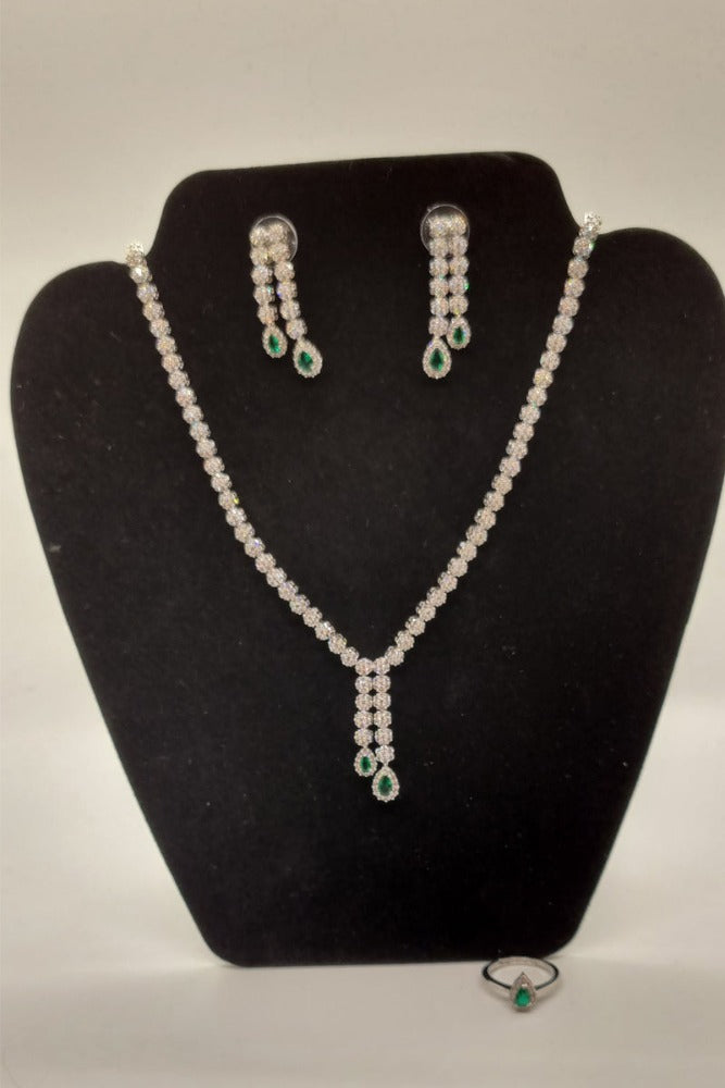 The classic 4 piece set Title Default Title