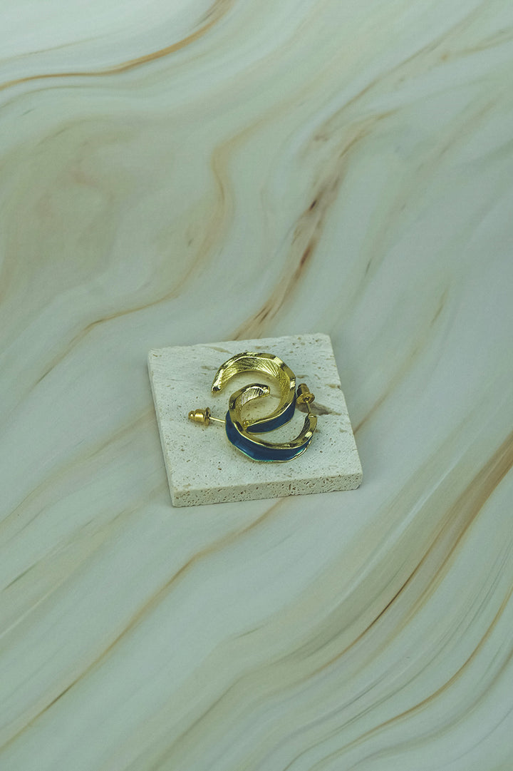 Elegant Hoop-Style Stud Earrings - Blue  
