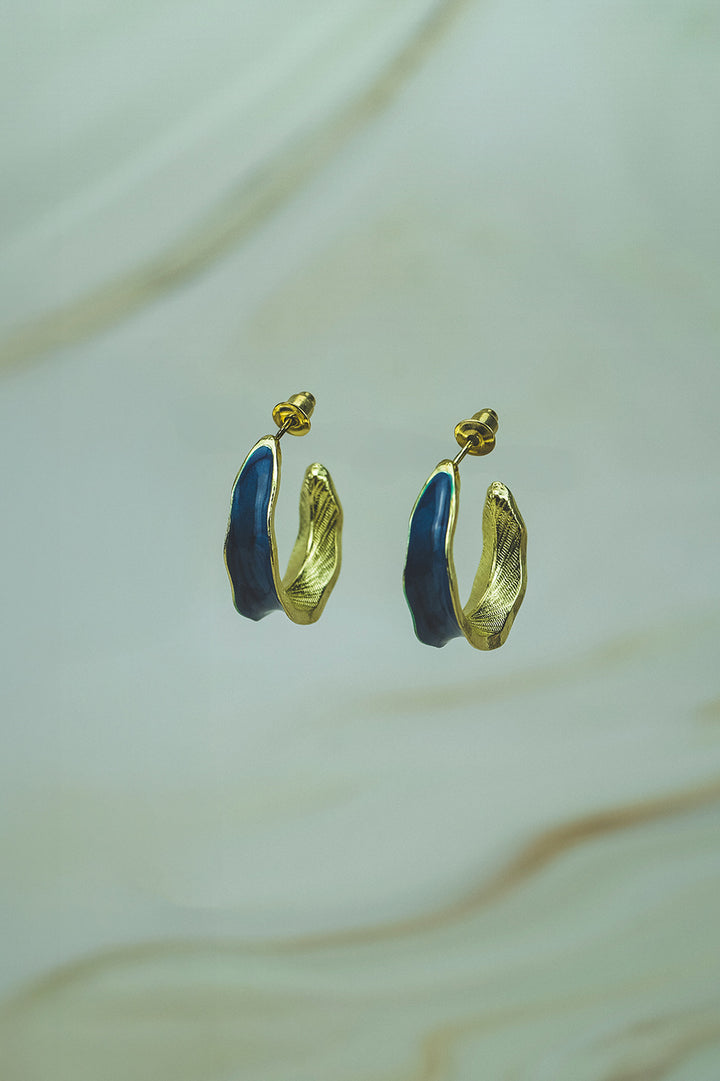 Elegant Hoop-Style Stud Earrings - Blue  
