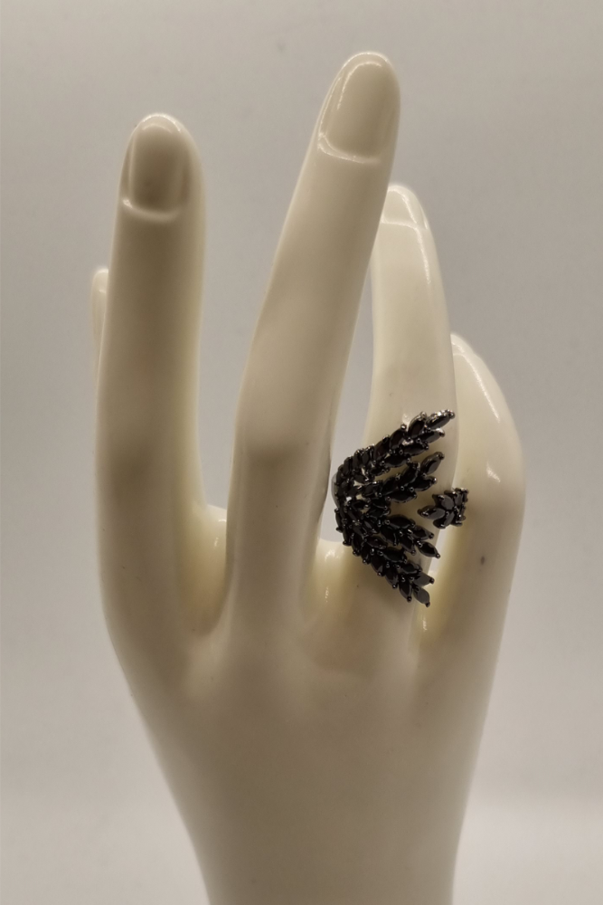 Trendy Black Ring