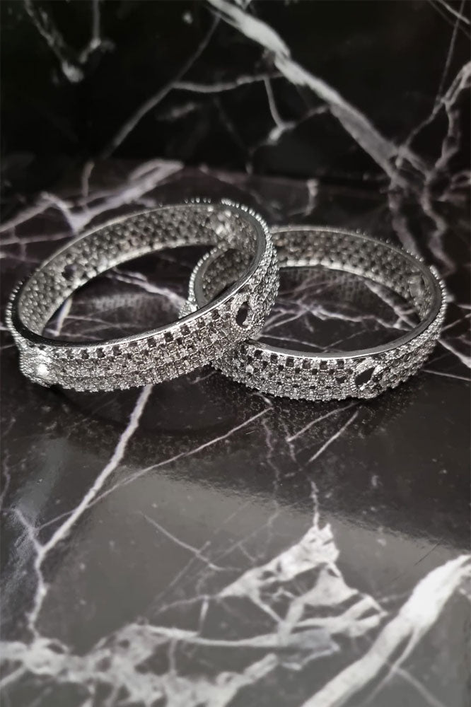 Haya Silver Bangle